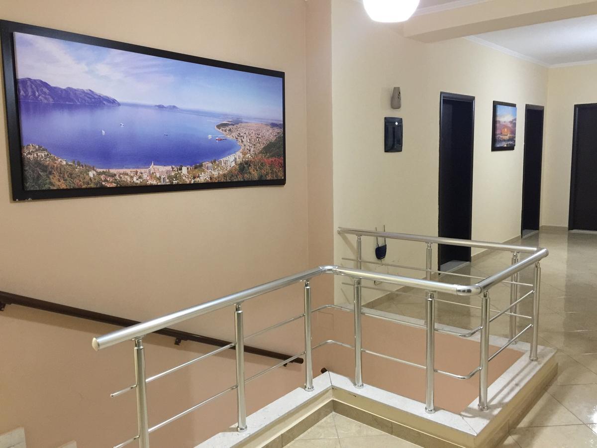 Haris Hotel Vlorë Extérieur photo
